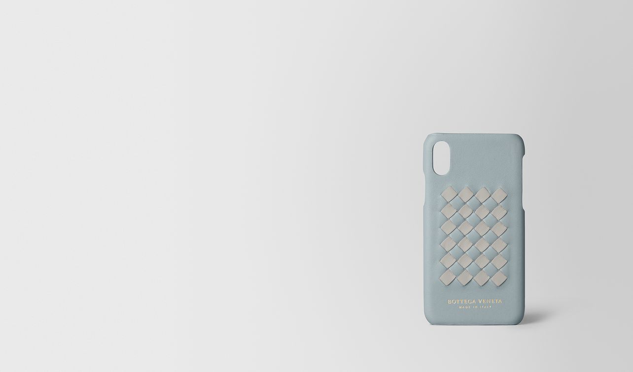 arctic/cement intrecciato checker high-tech case landing
