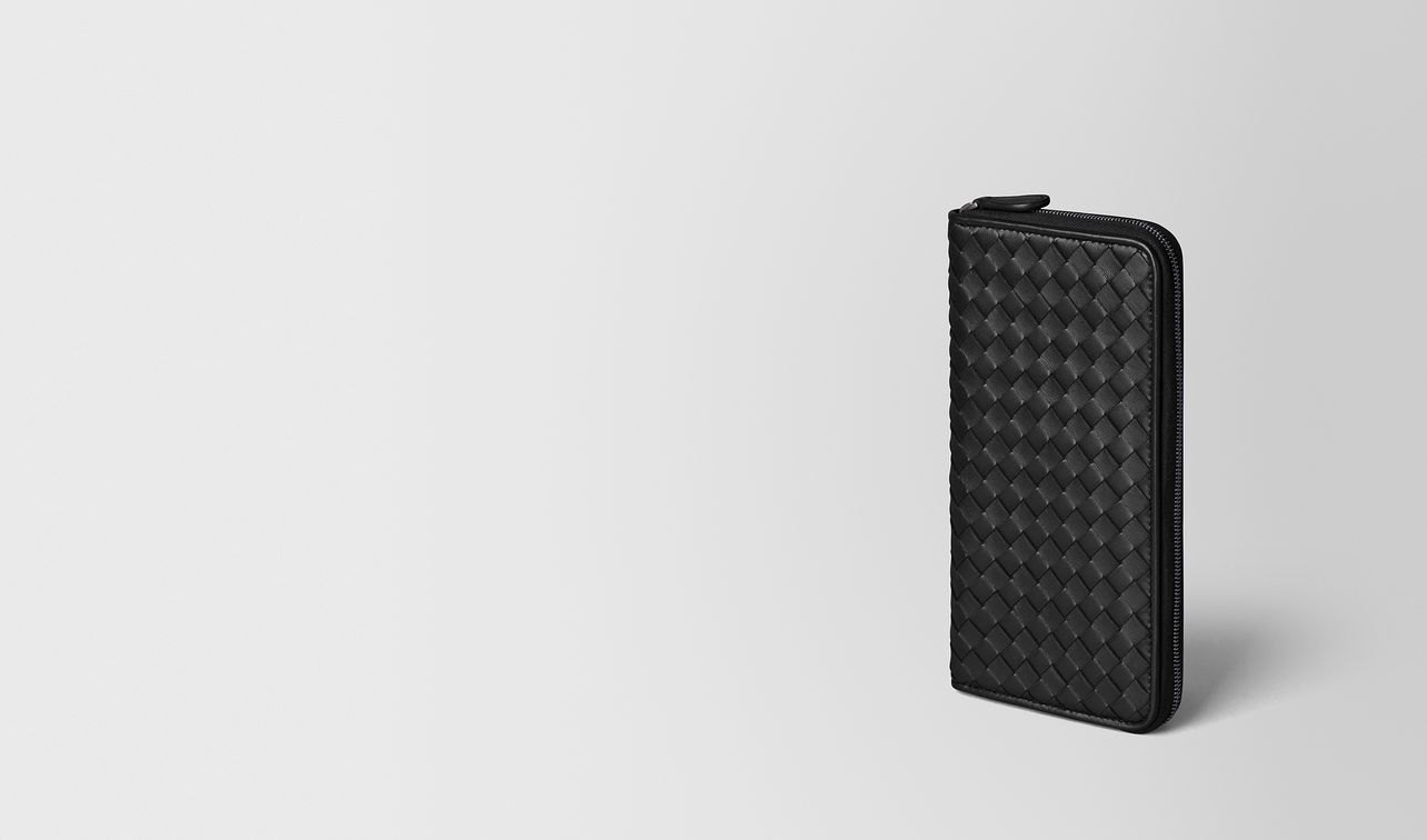 nero intrecciato nappa zip around wallet landing