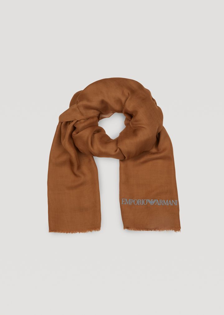 Pañuelo de modal con logotipo flocado Pañuelo de modal con logotipo flocado