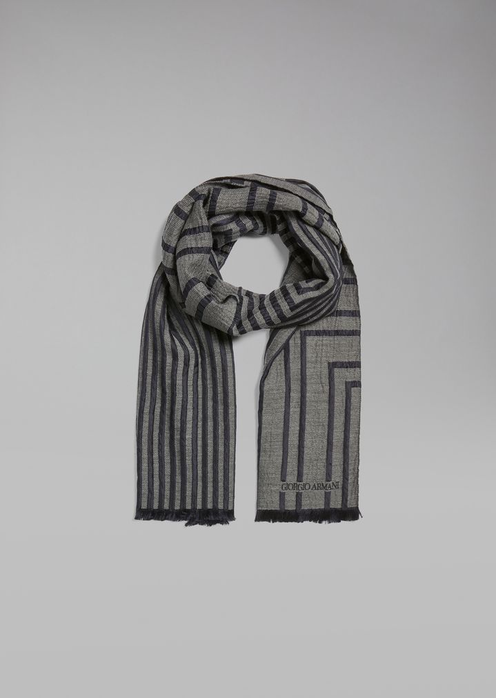 Estola de seda y lana virgen de tejido de jacquard de rayas Estola de seda y lana virgen de tejido de jacquard de rayas