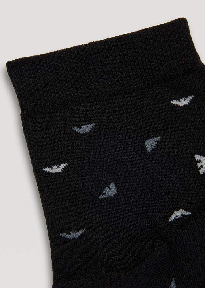 Juego de 2 pares de calcetines con el águila de Emporio Armani por toda la superficie Juego de 2 pares de calcetines con el águila de Emporio Armani por toda la superficie
