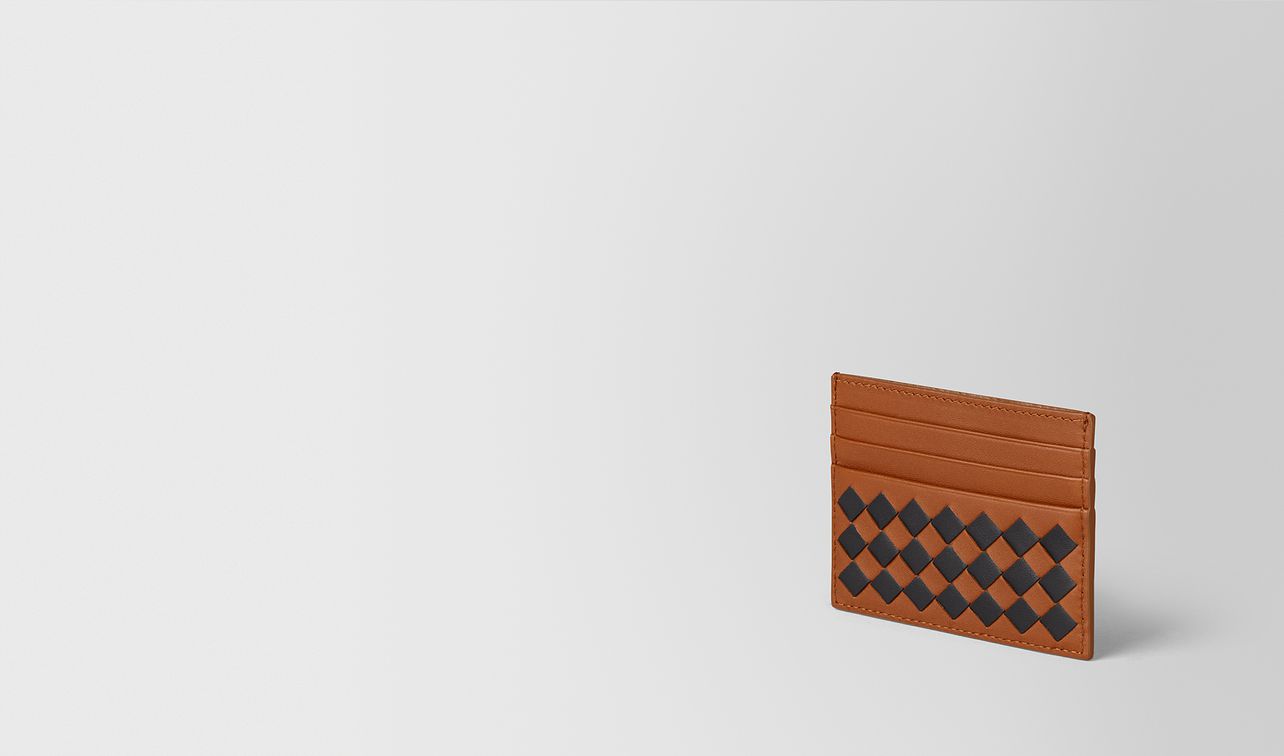 dark leather intrecciato checker card case landing