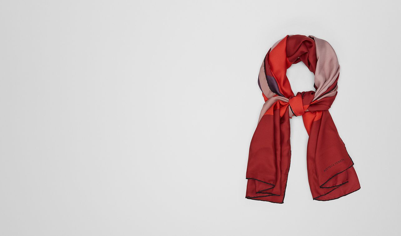 deco rose silk foulard landing