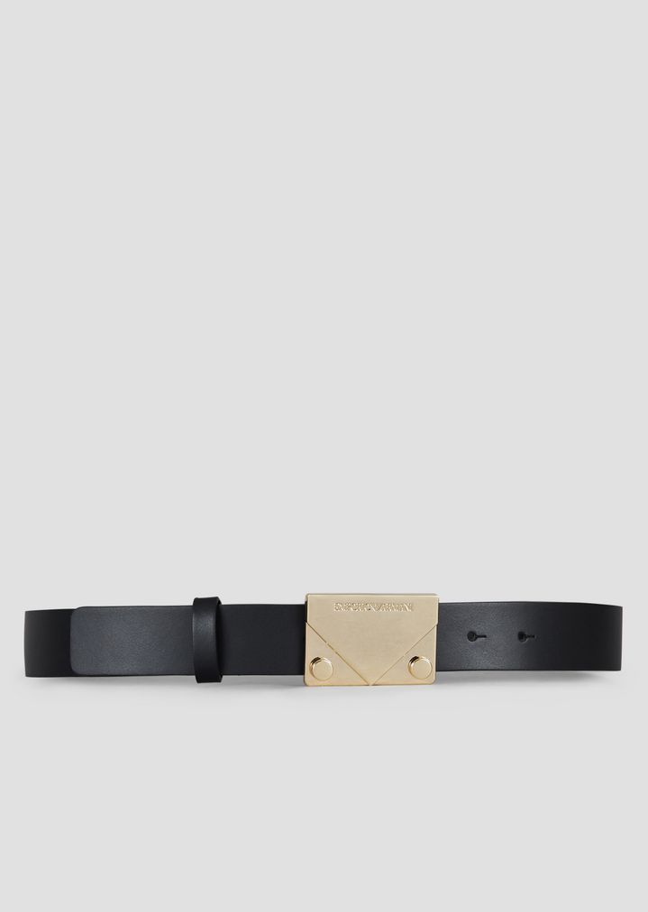 Cinturón de piel con hebilla metálica con logotipo Cinturón de piel con hebilla metálica con logotipo