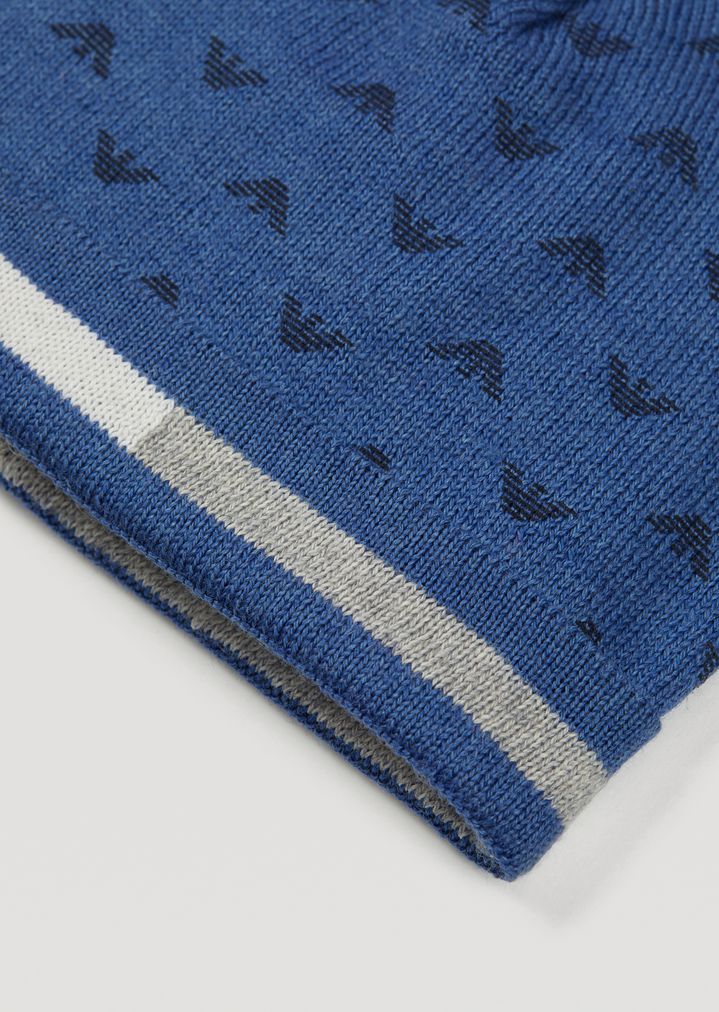 Gorro de punto de jacquard con logotipo por toda la prenda Gorro de punto de jacquard con logotipo por toda la prenda