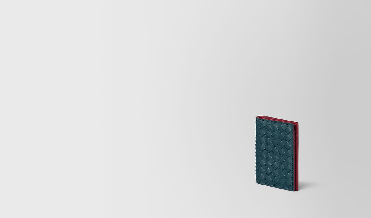 card case in intrecciato vn and nappa landing
