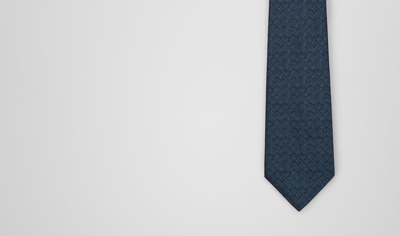 tie in silk landing