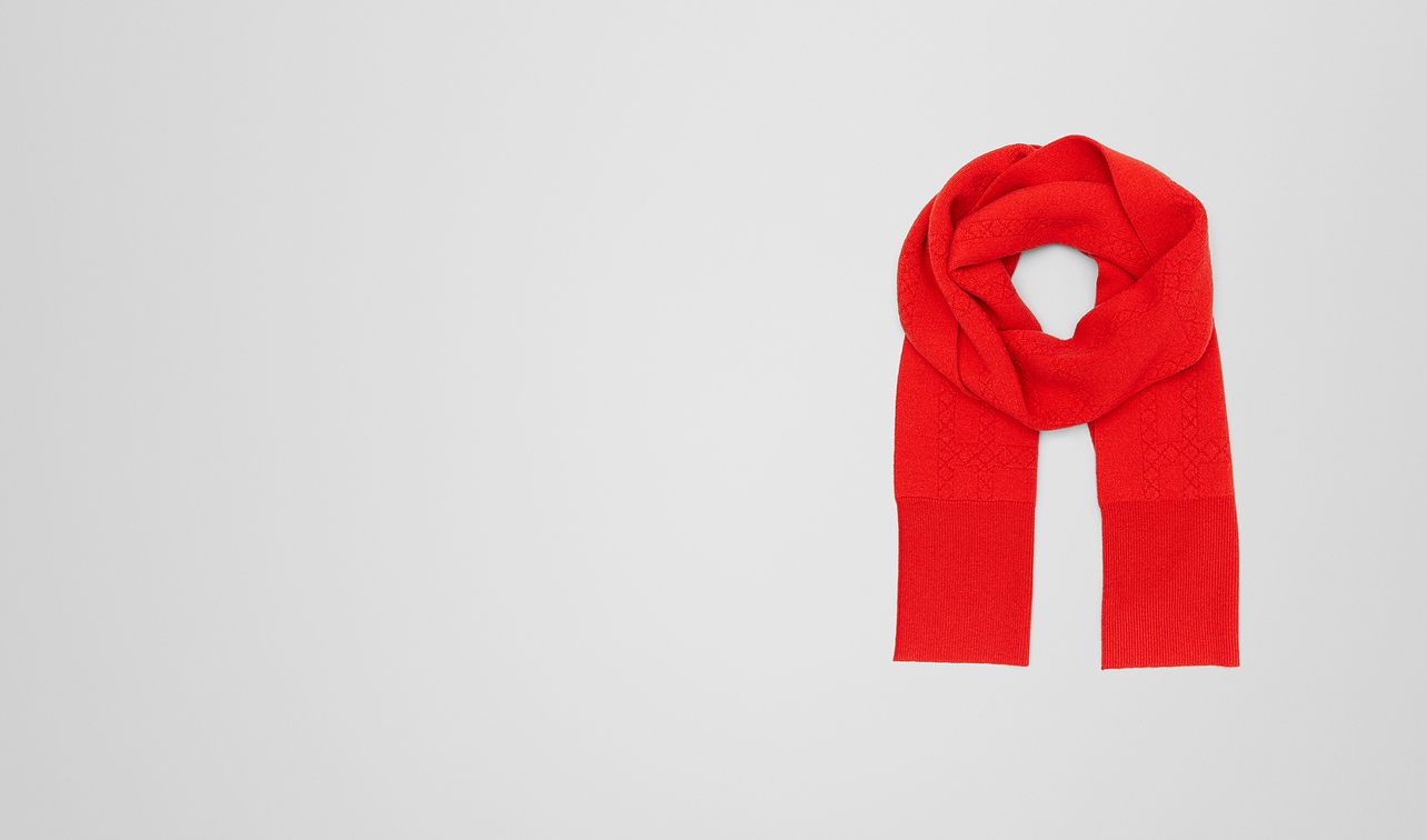 scarf in cashmere landing