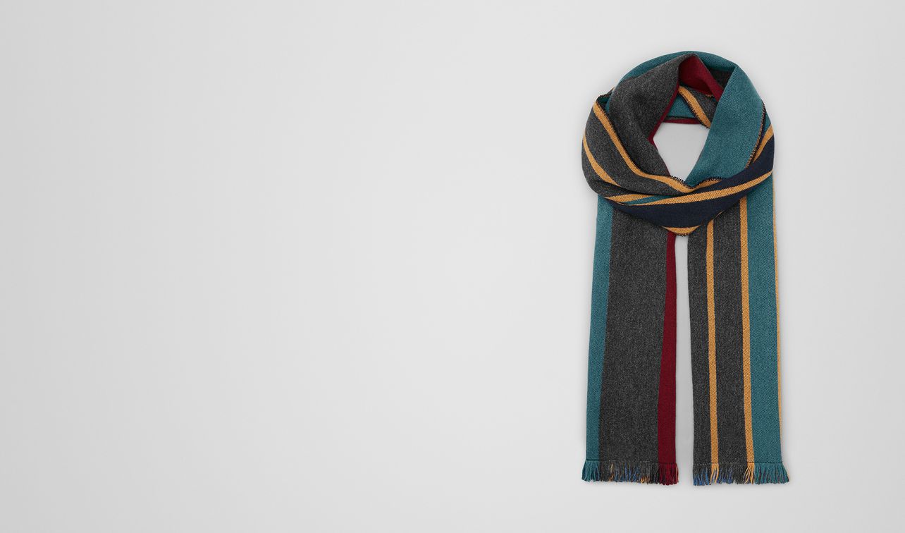 scarf in cashmere landing