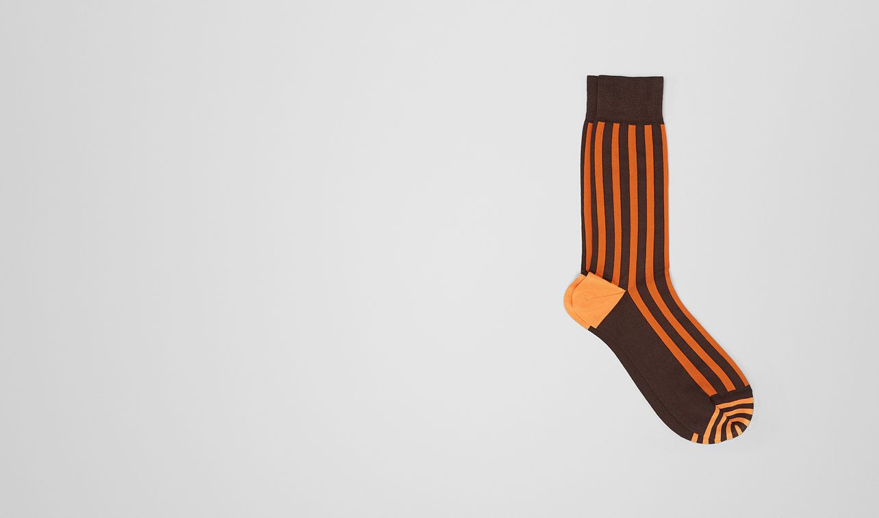 coffee/orange cotton socks landing