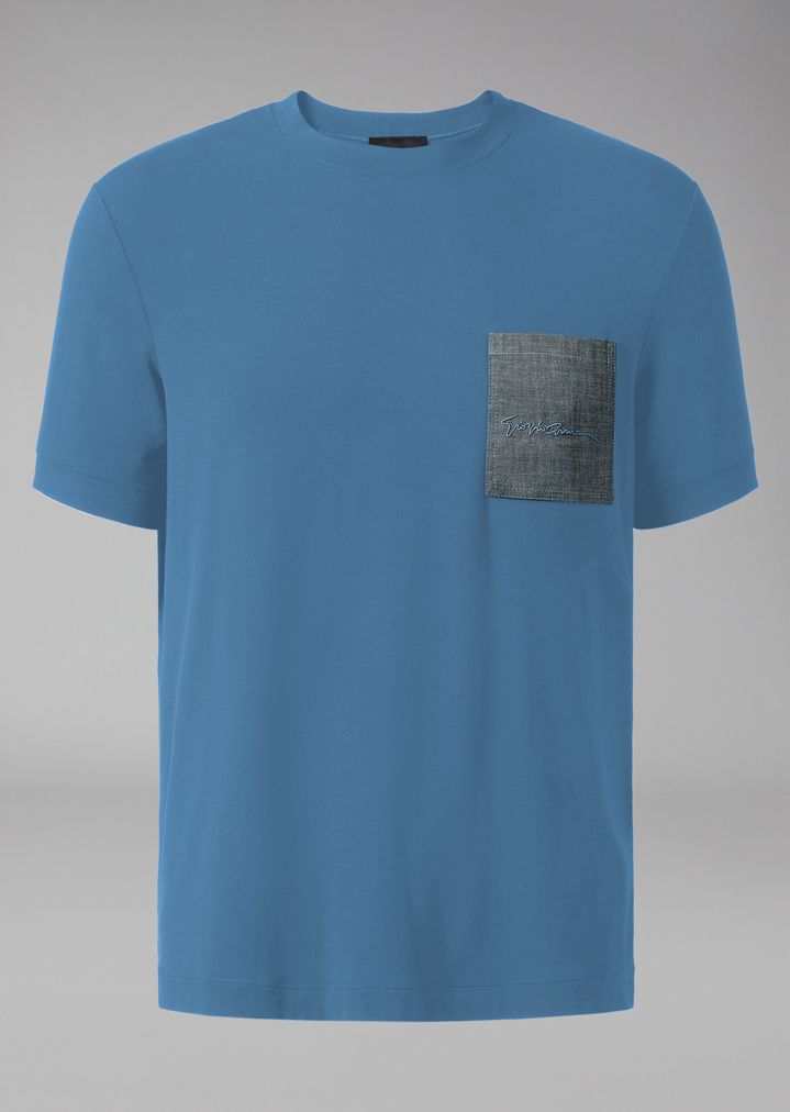 T-shirt in viscose with breast pocket T-shirt in viscose with breast pocket