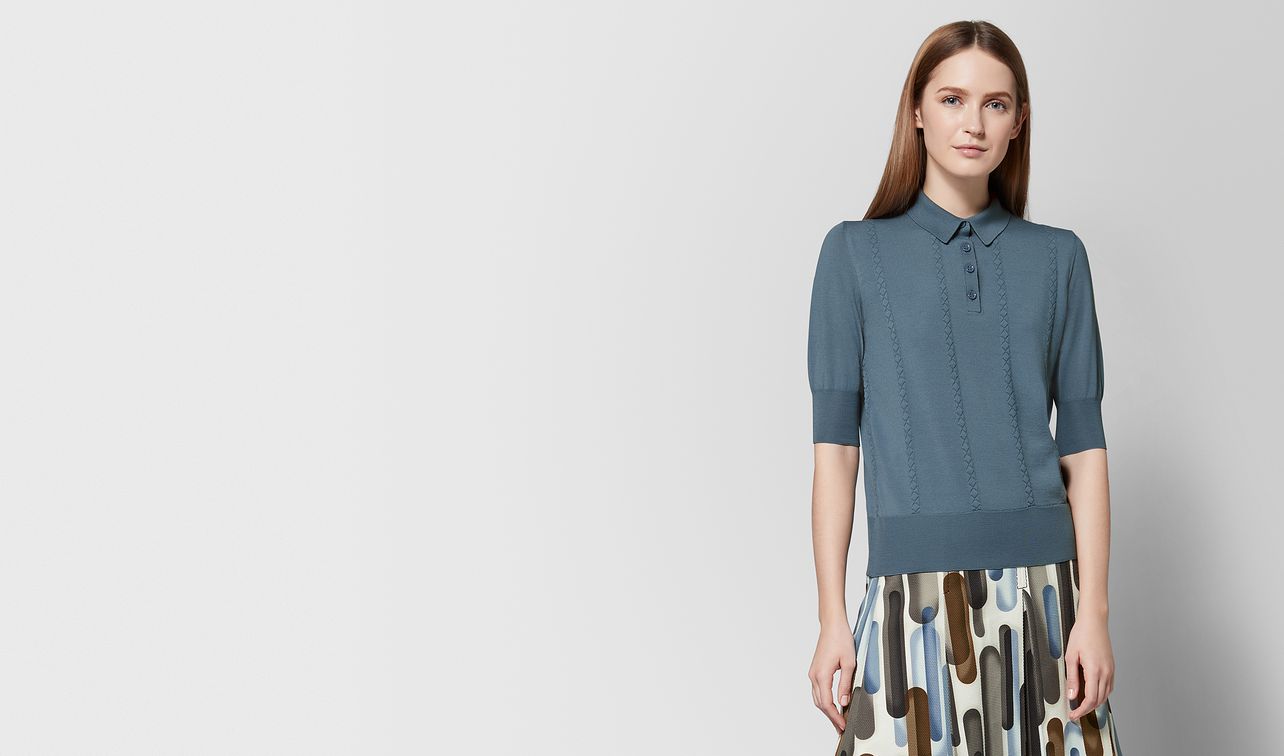 arctic wool sweater landing