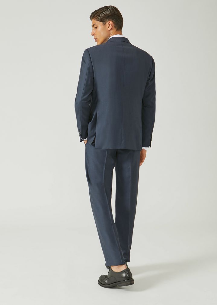 Traje de corte estándar de pura lana virgen con chaqueta con botonadura sencilla Traje de corte estándar de pura lana virgen con chaqueta con botonadura sencilla