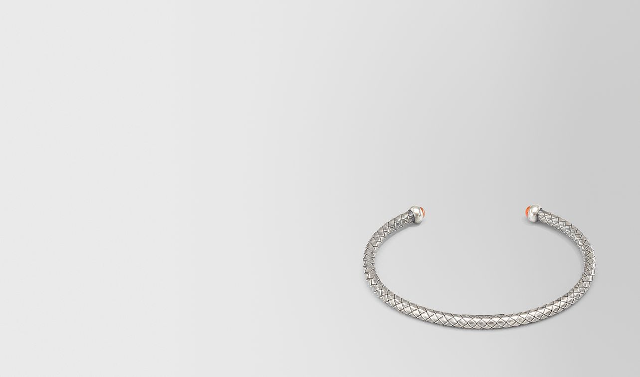 bracelet in carnelian and silver landing