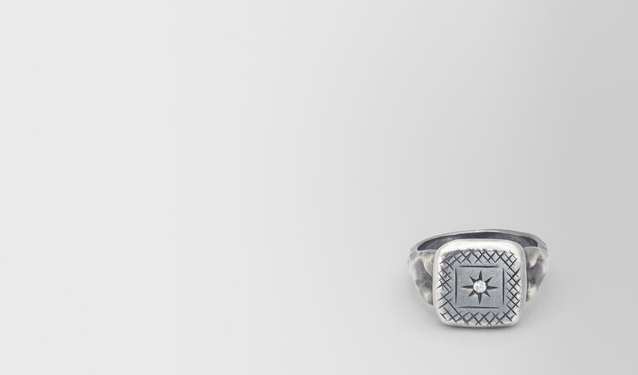 natural antique silver stellular ring landing