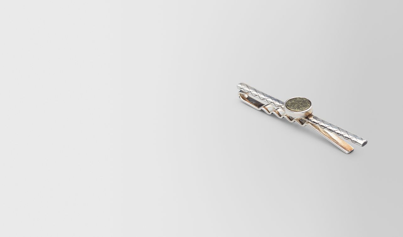 natural chalcopyrite/antique silver tie clip landing