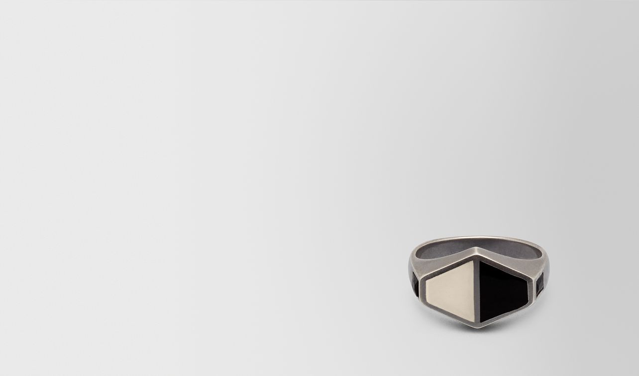 nero/mist silver ring landing