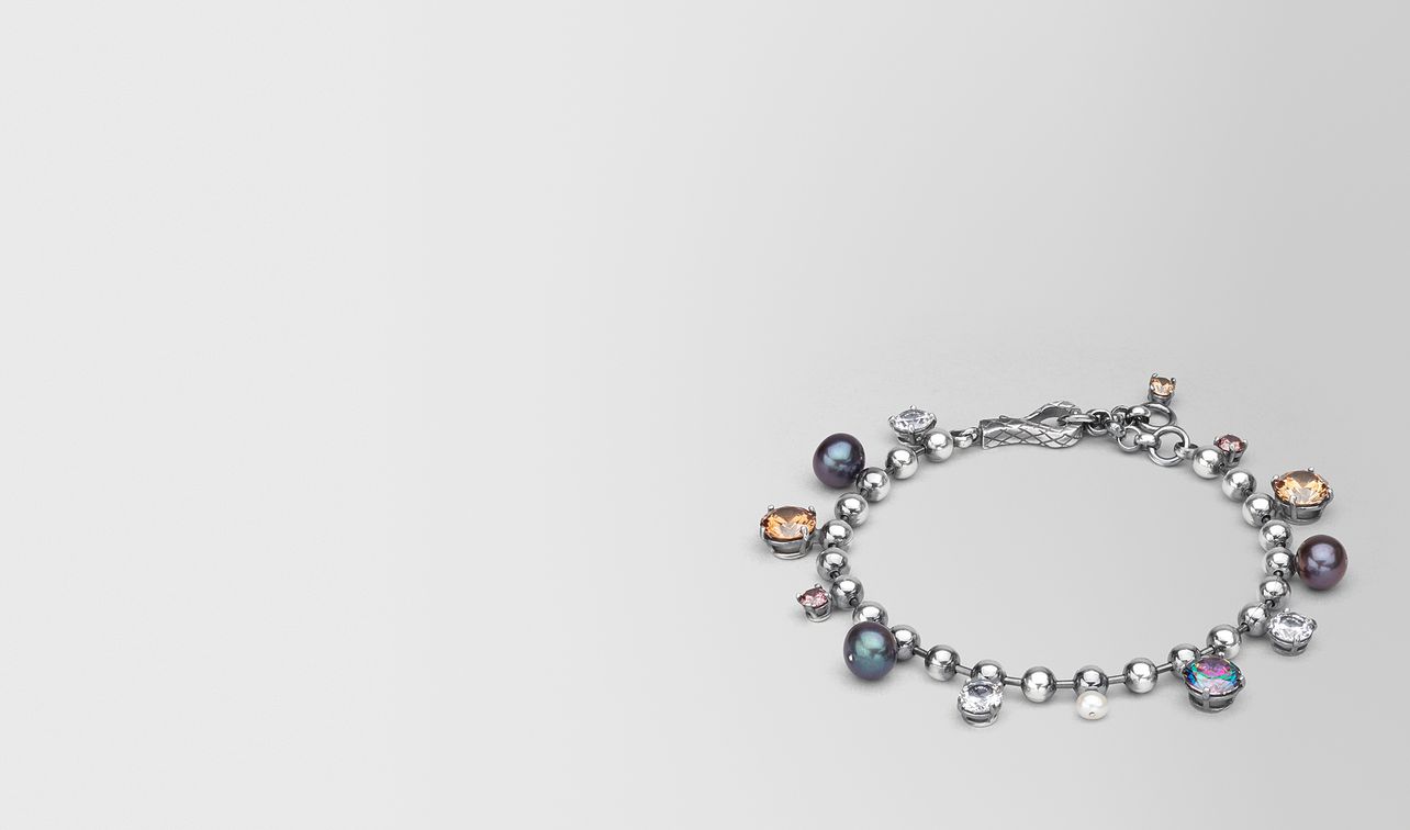 bracelet in pearl and zirconia landing