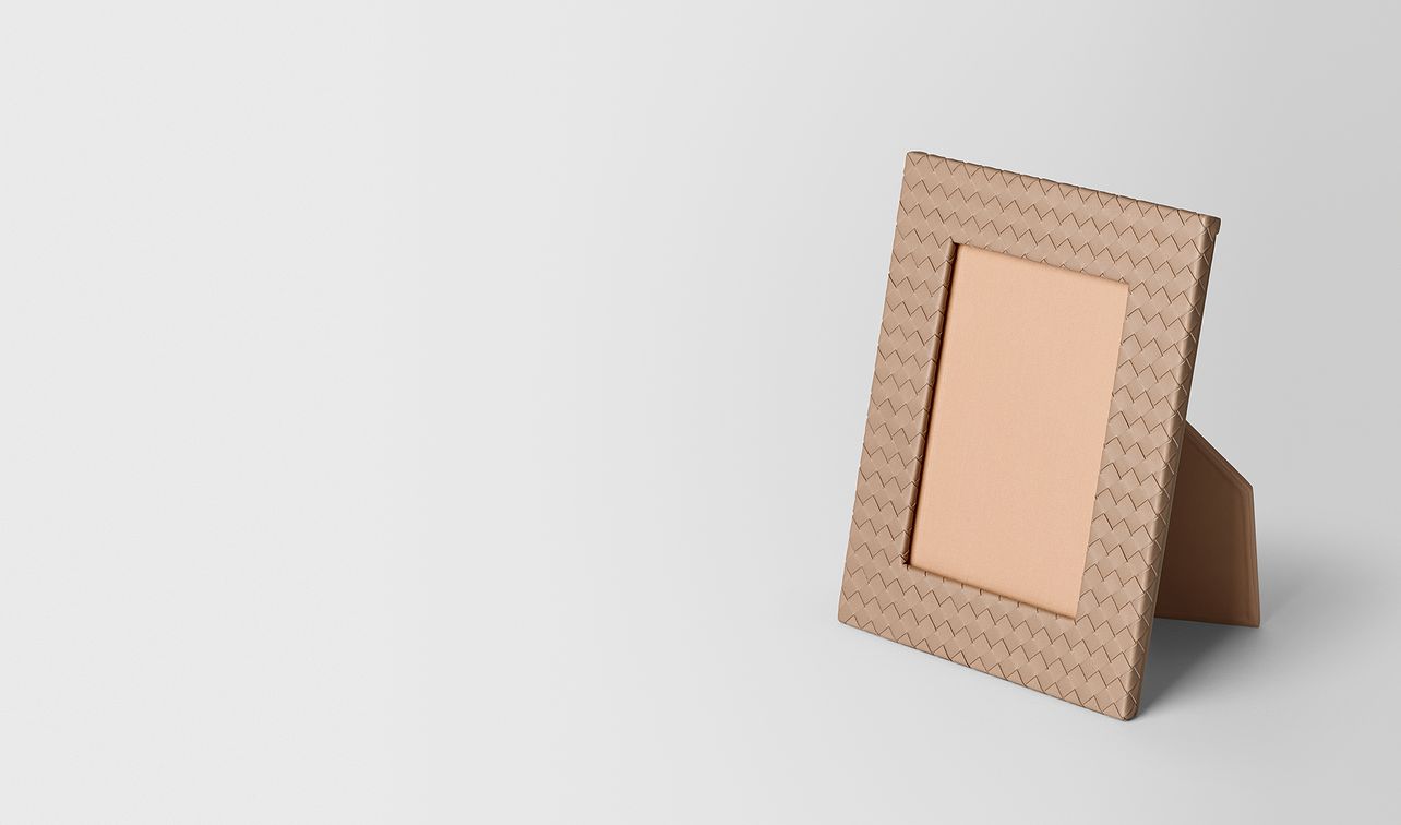 uniform intrecciato nappa leather medium photo frame landing