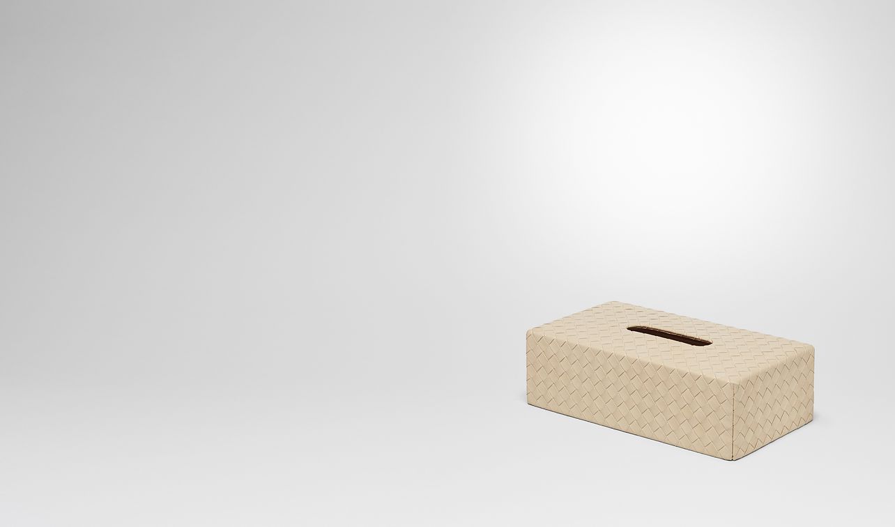 horizontal tissue box in intrecciato nappa landing