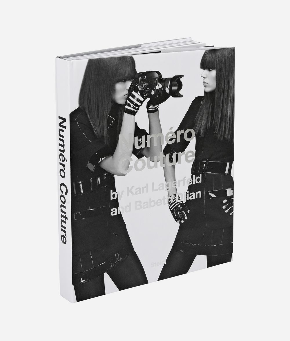 KARL LAGERFELD Numero Couture
Book Woman r