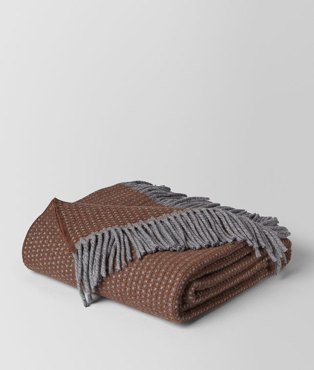 BOTTEGA VENETA DAGAN DECKE AUS KASCHMIR IN ANTHRACITE DARK BROWN DECKE E fp