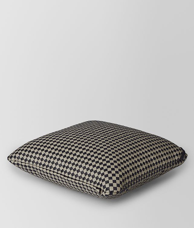 BOTTEGA VENETA SQUARE PILLOW IN INTRECCIATO CHEQUER Pillow E fp