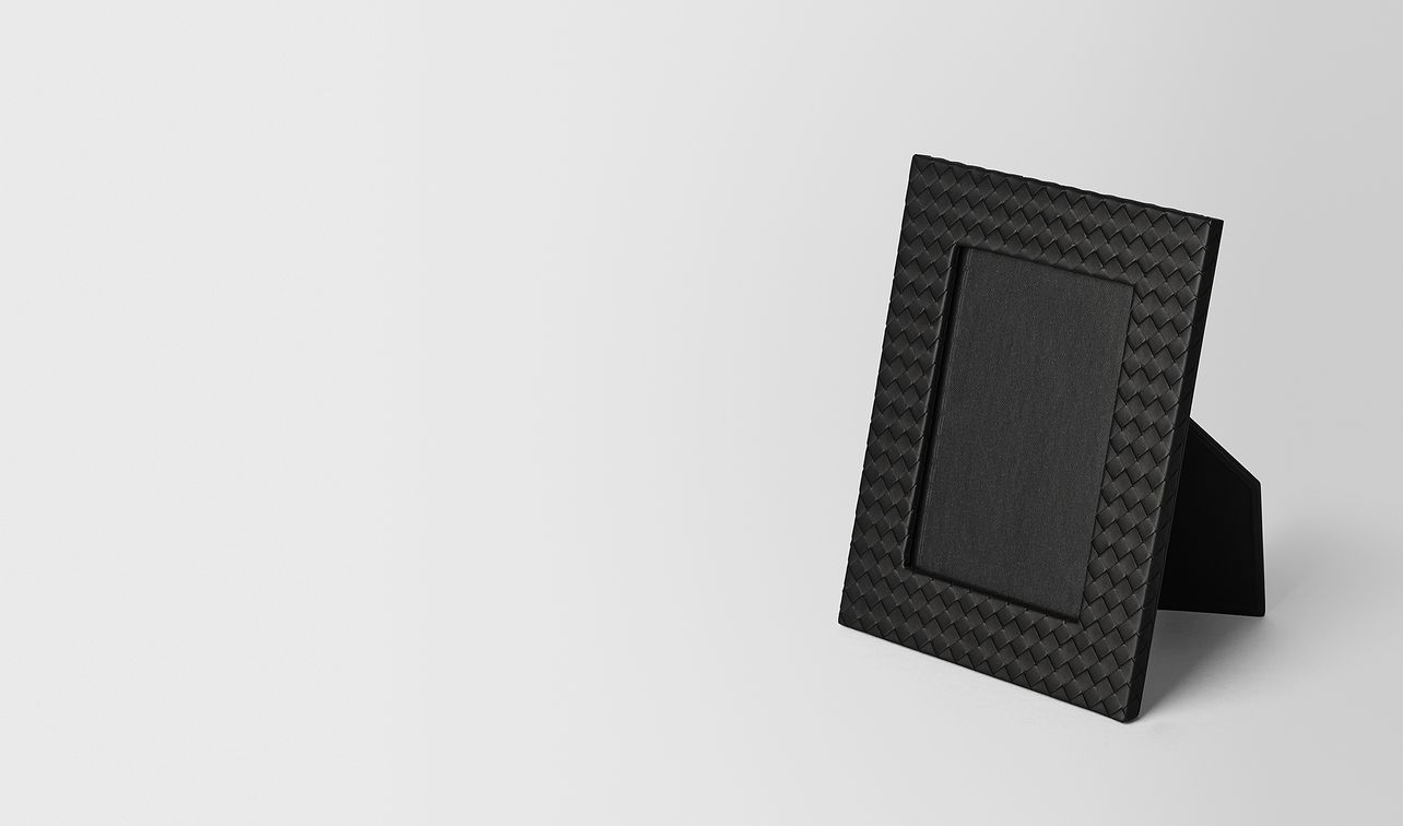 nero intrecciato nappa leather medium photo frame landing