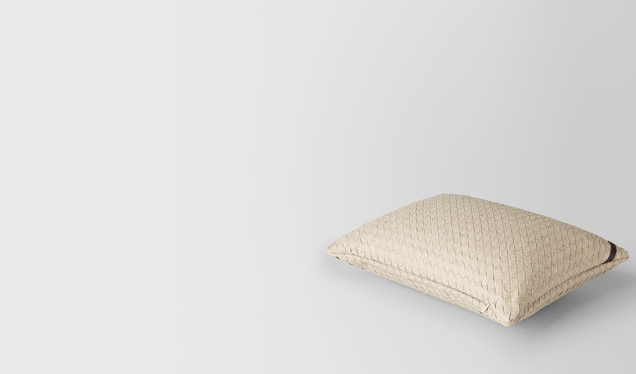 palladio intrecciato linen rectangular pillow landing