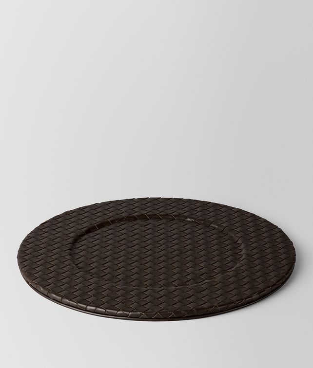 BOTTEGA VENETA ESPRESSO INTRECCIATO NAPPA LEATHER CHARGER TABLETOP E fp
