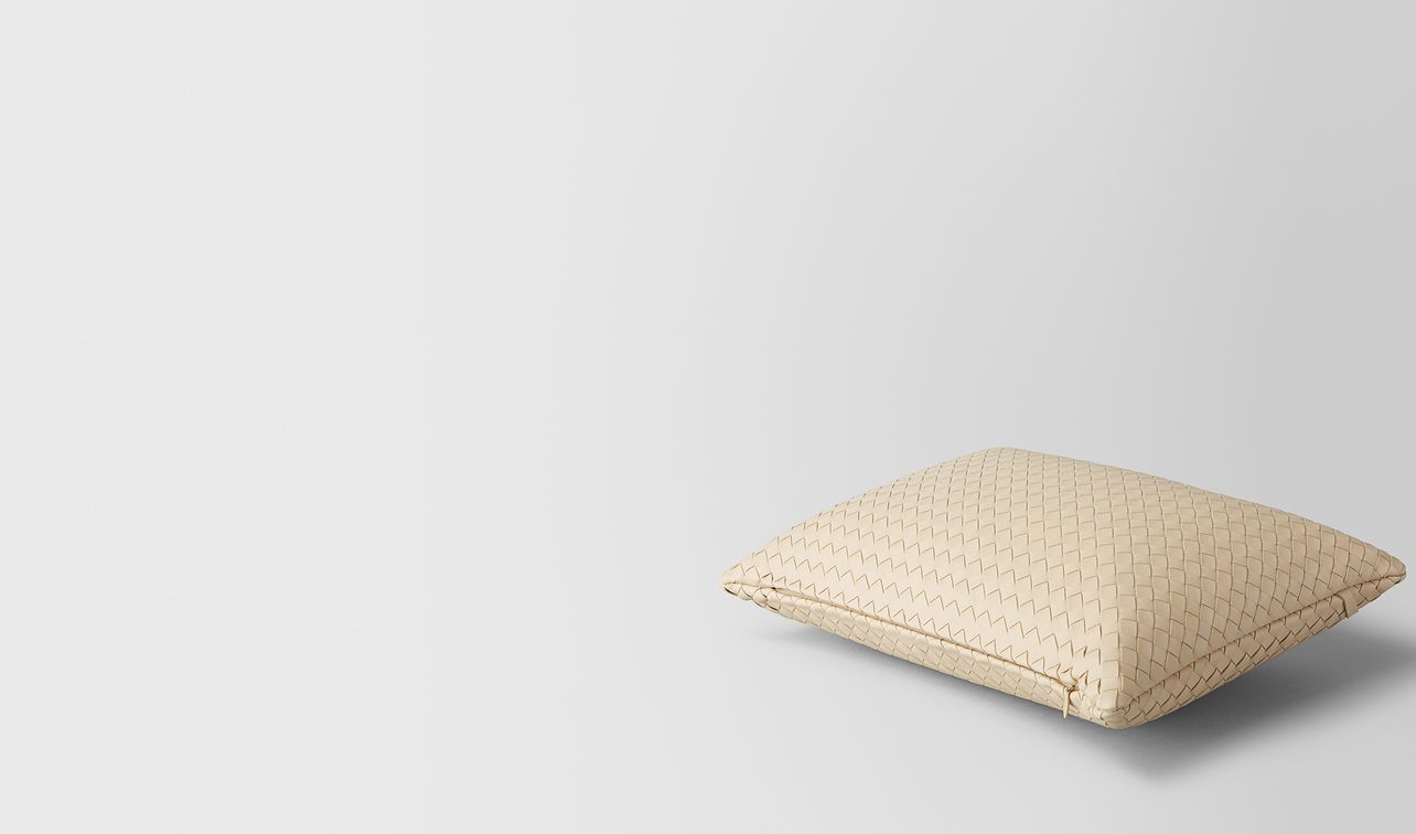 pergamena intrecciato nappa leather rectangular pillow landing