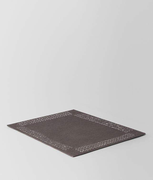 BOTTEGA VENETA CARBONE INTRECCIATO LINEN PLACEMAT TABLETOP E fp