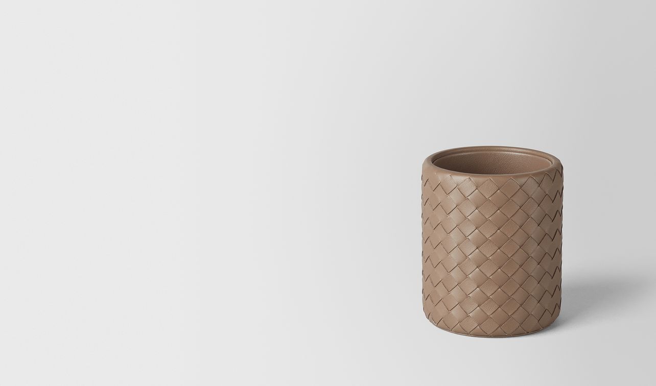 ash intrecciato nappa leather pencil holder landing