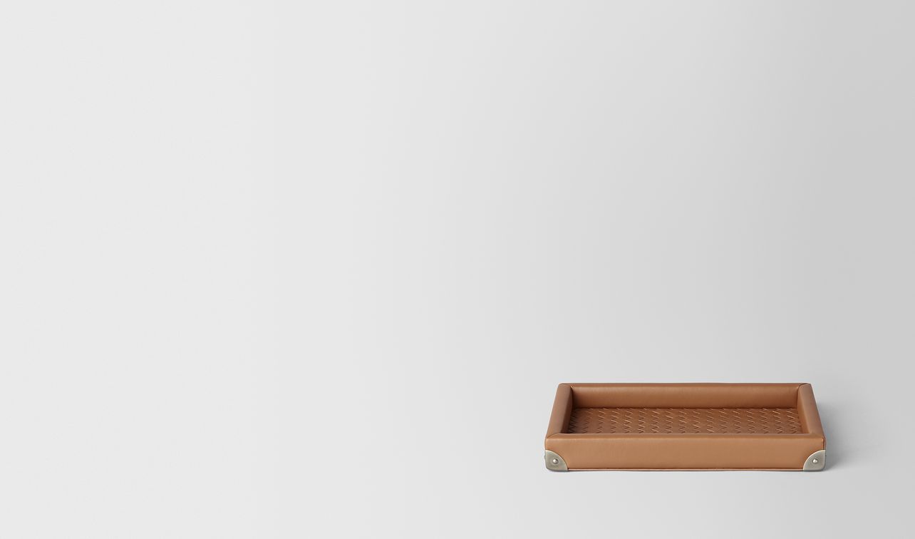 noce intrecciato nappa leather rectangular tray landing