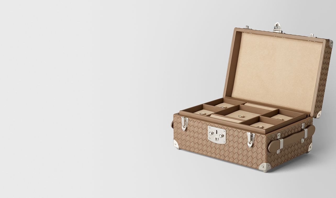 ash intrecciato nappa leather jewelry travel case landing