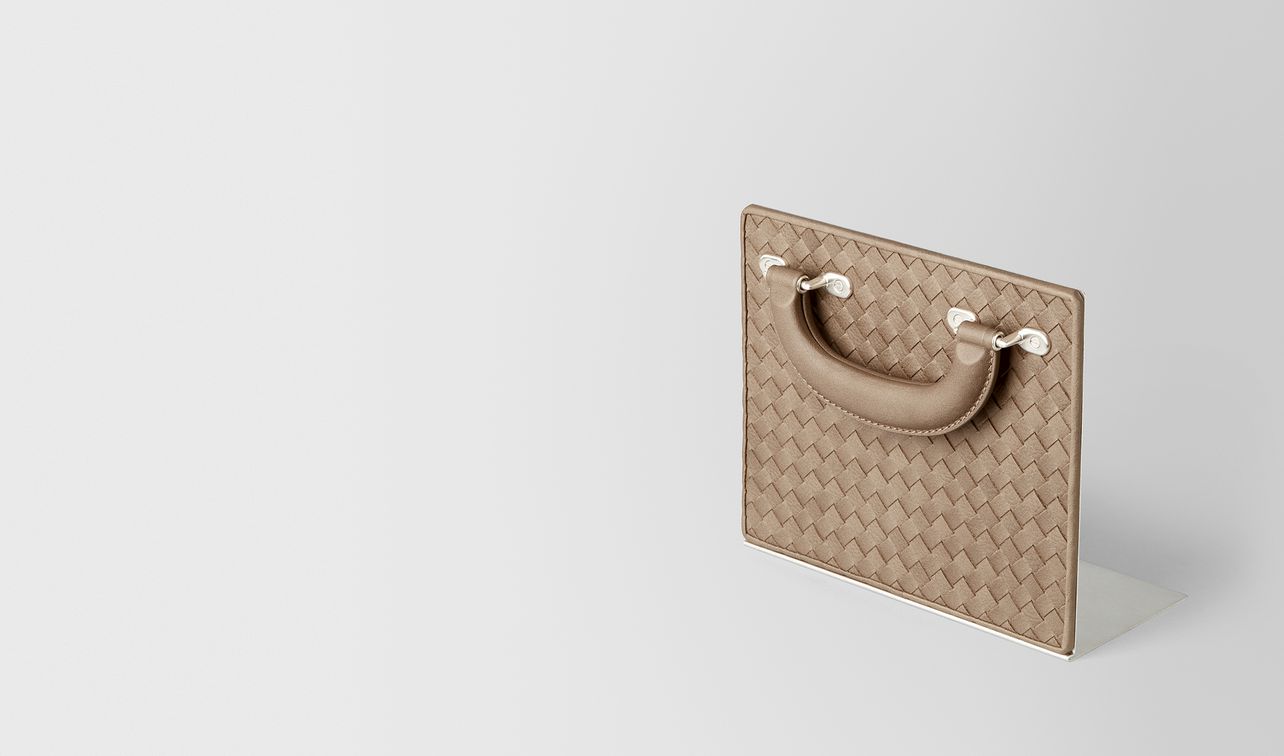 serre-livres en cuir vn intrecciato vintage ash landing