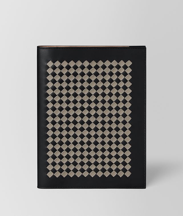 BOTTEGA VENETA LARGE NOTEBOOK COVER IN INTRECCIATO CHECKER Desk accessory E fp
