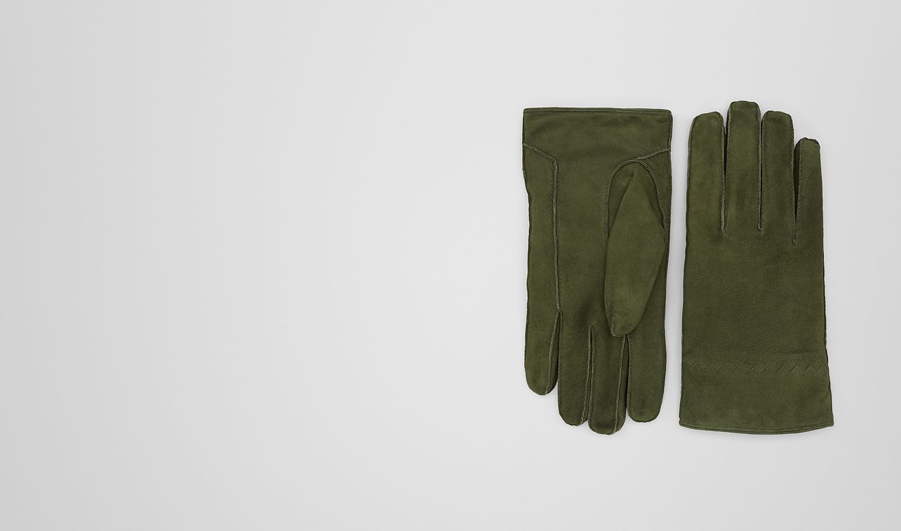 forest suede glove landing