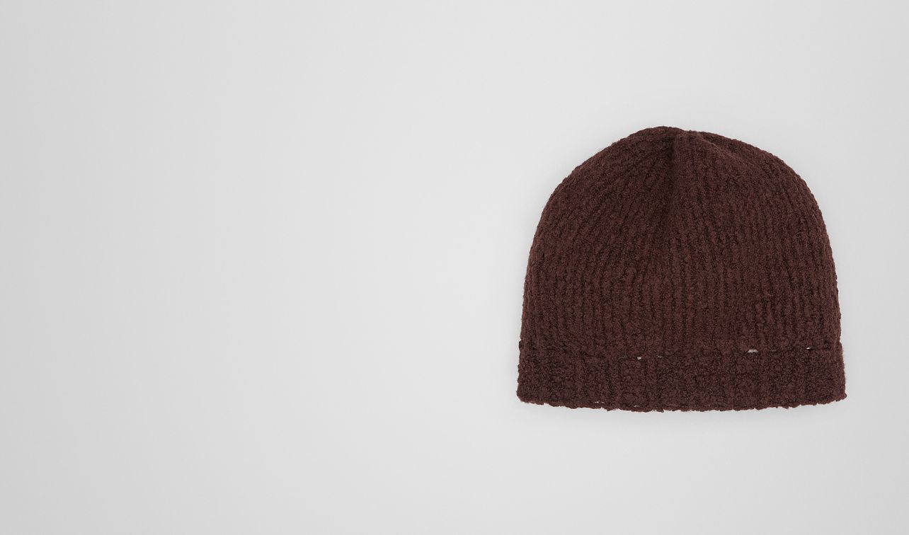 coffee wool hat landing