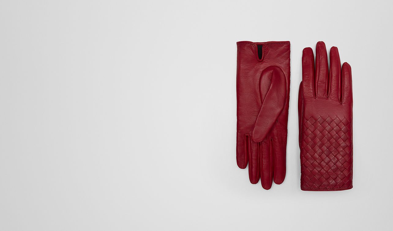 gloves in nappa landing