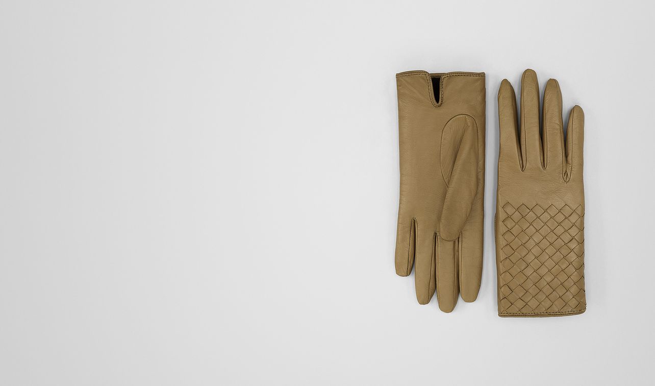 gloves in nappa landing