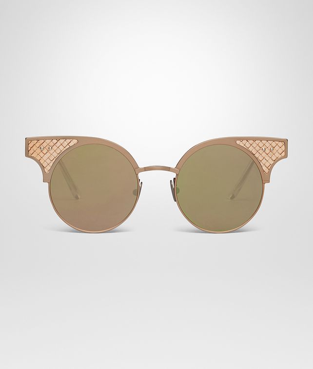 BOTTEGA VENETA BV15 SUNGLASSES IN ROSE GOLD TITANIUM, LIGHT ROSE GOLD MIRROR LENSS AND ROSE GOLD 18KT INTRECCIATO DETAILS Sunglasses Woman fp