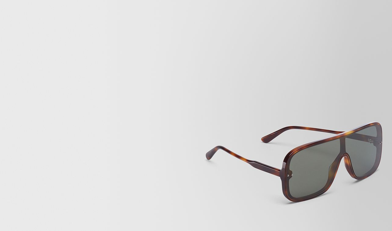 avana green acetate cervinia sunglasses landing