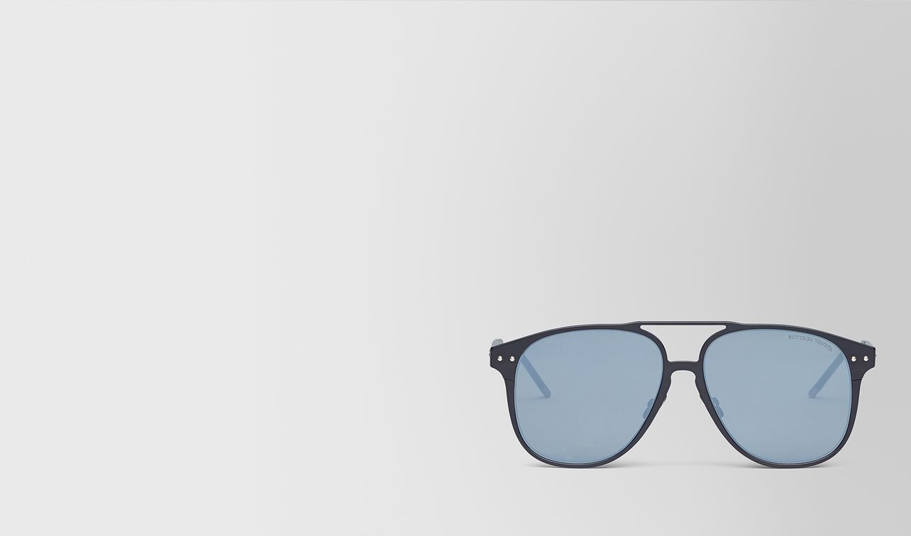 nero aluminum sunglasses landing