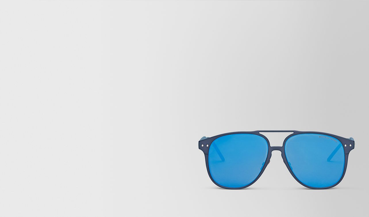 sonnenbrille aus aluminium in blue landing