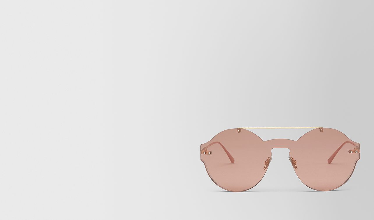 sunglasses in nylon landing